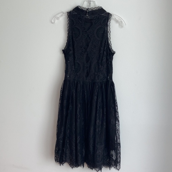 Black Lace Dress - Picture 7 of 12